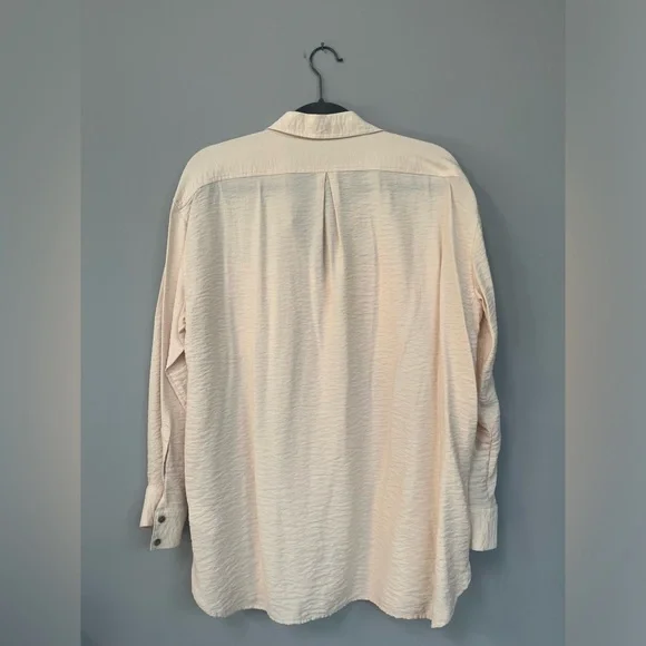 top (M) - Picture 4 of 6